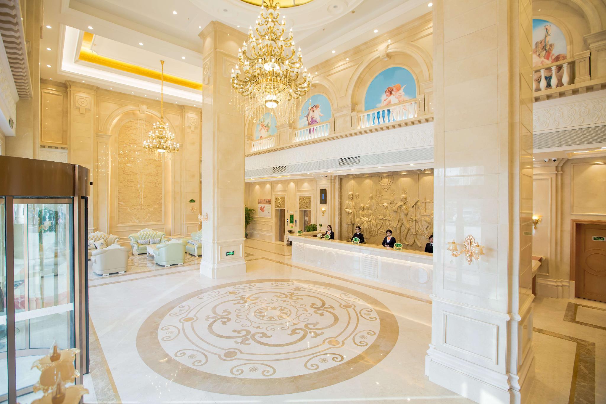 Venus International Hotel (Hankou North) 11/53