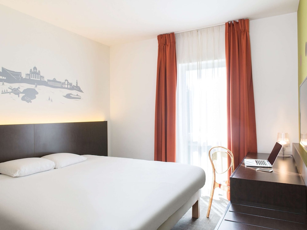 Ibis Styles La Louviere 23/73