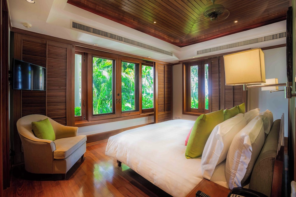 2 BEDROOMS, VILLA