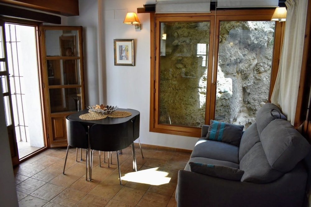 Apartamentos Alhambra 42/75