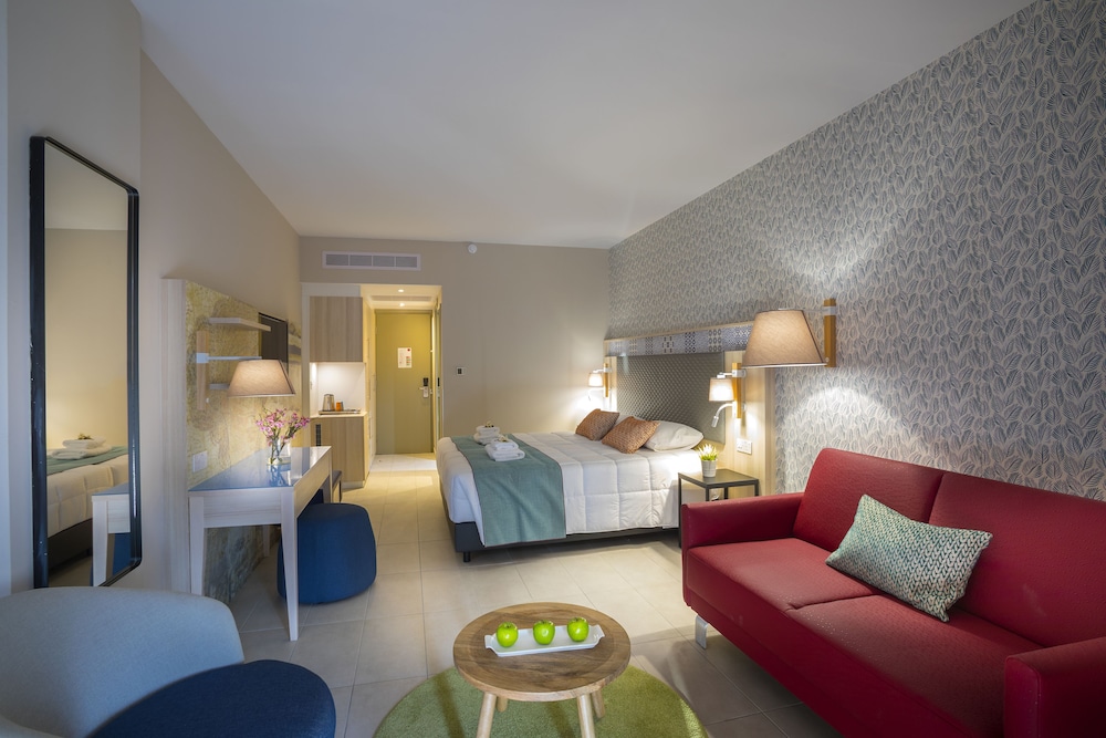 Leonardo Laura Beach and Splash Resort 30/51