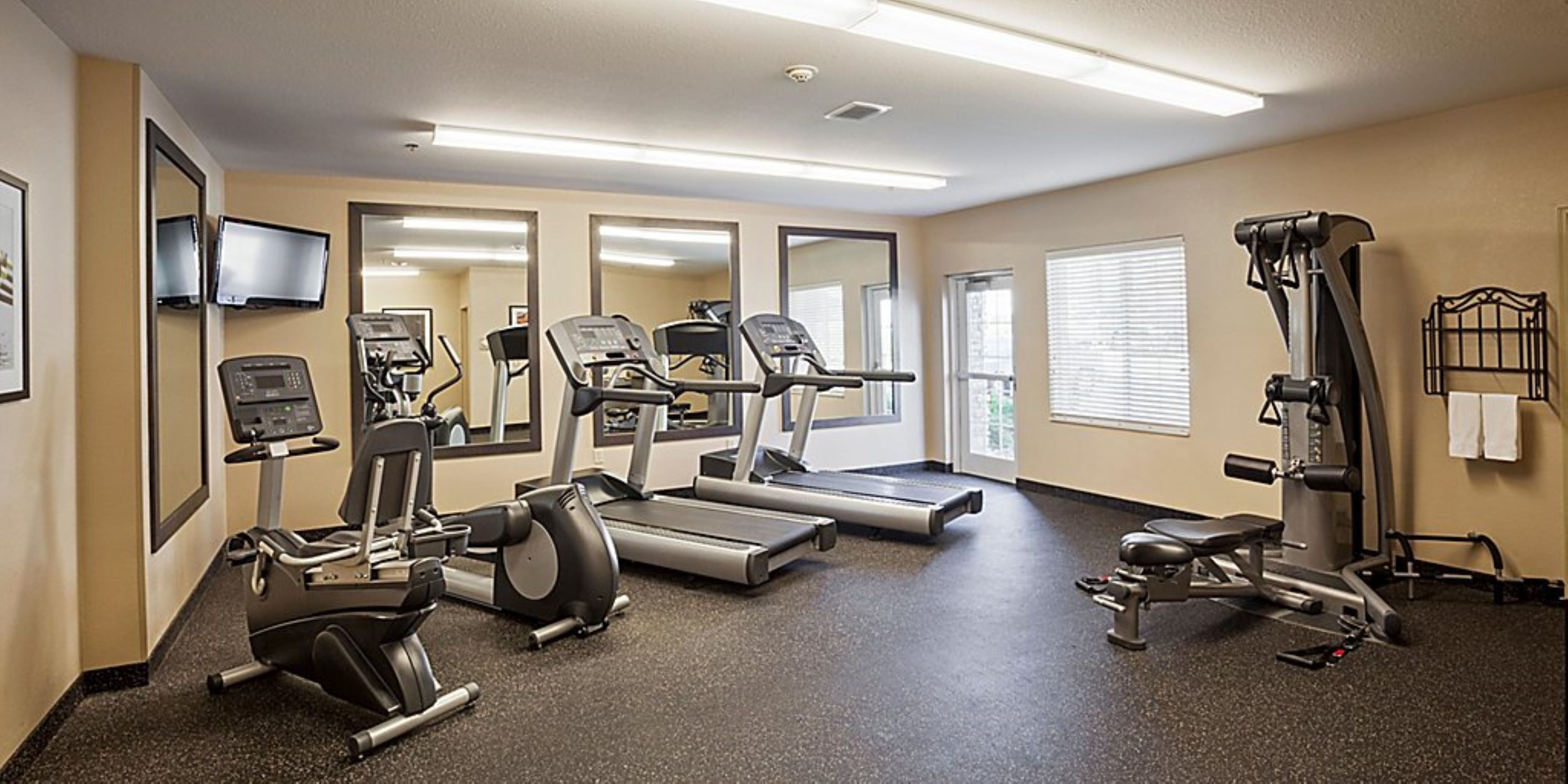 Candlewood Suites Gonzales - Baton Rouge Area, an IHG Hotel 8/15