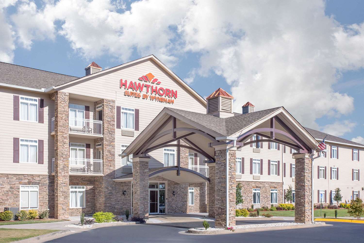 Hawthorn Extended Stay by Wyndham Conyers 36/40