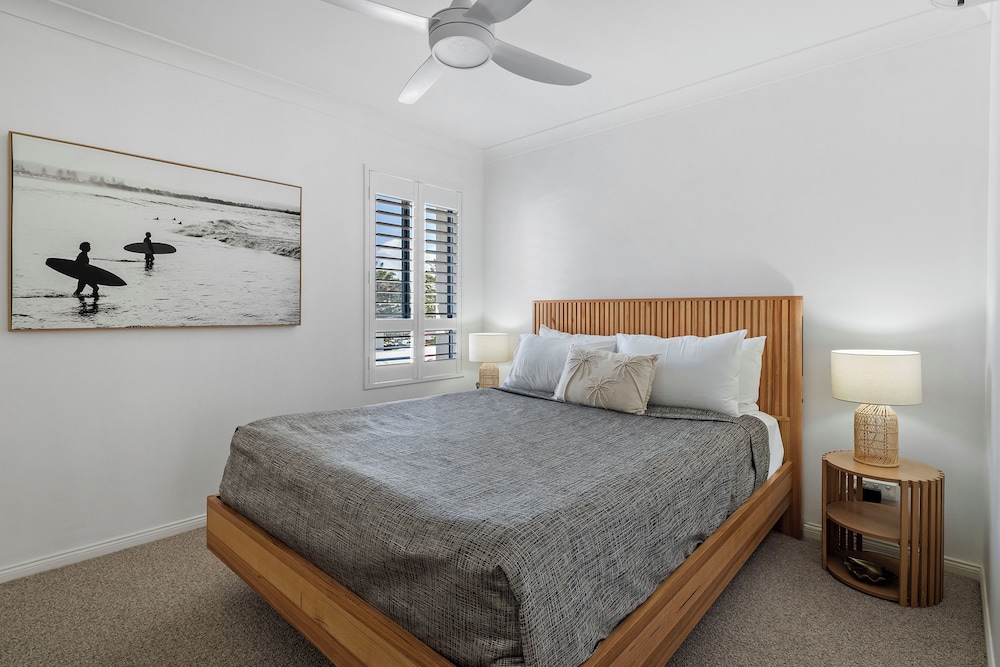 Bella Mare Beachside Apartments 23/77