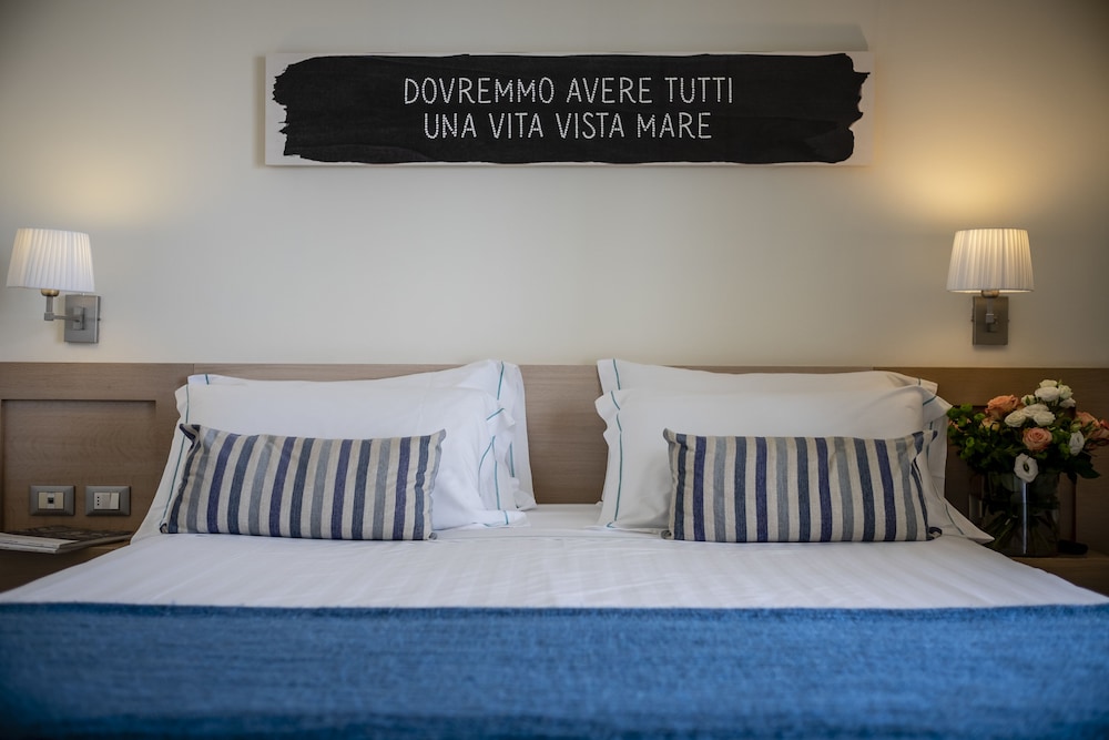 Le Rose Suite Hotel 6/43