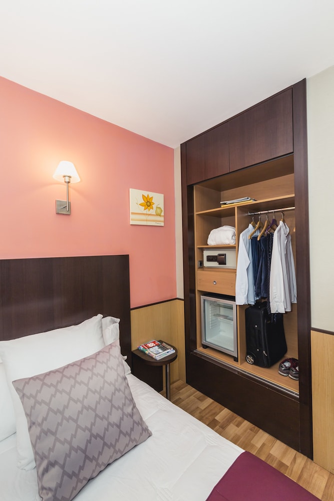 Hotel Ronda Lesseps 40/90