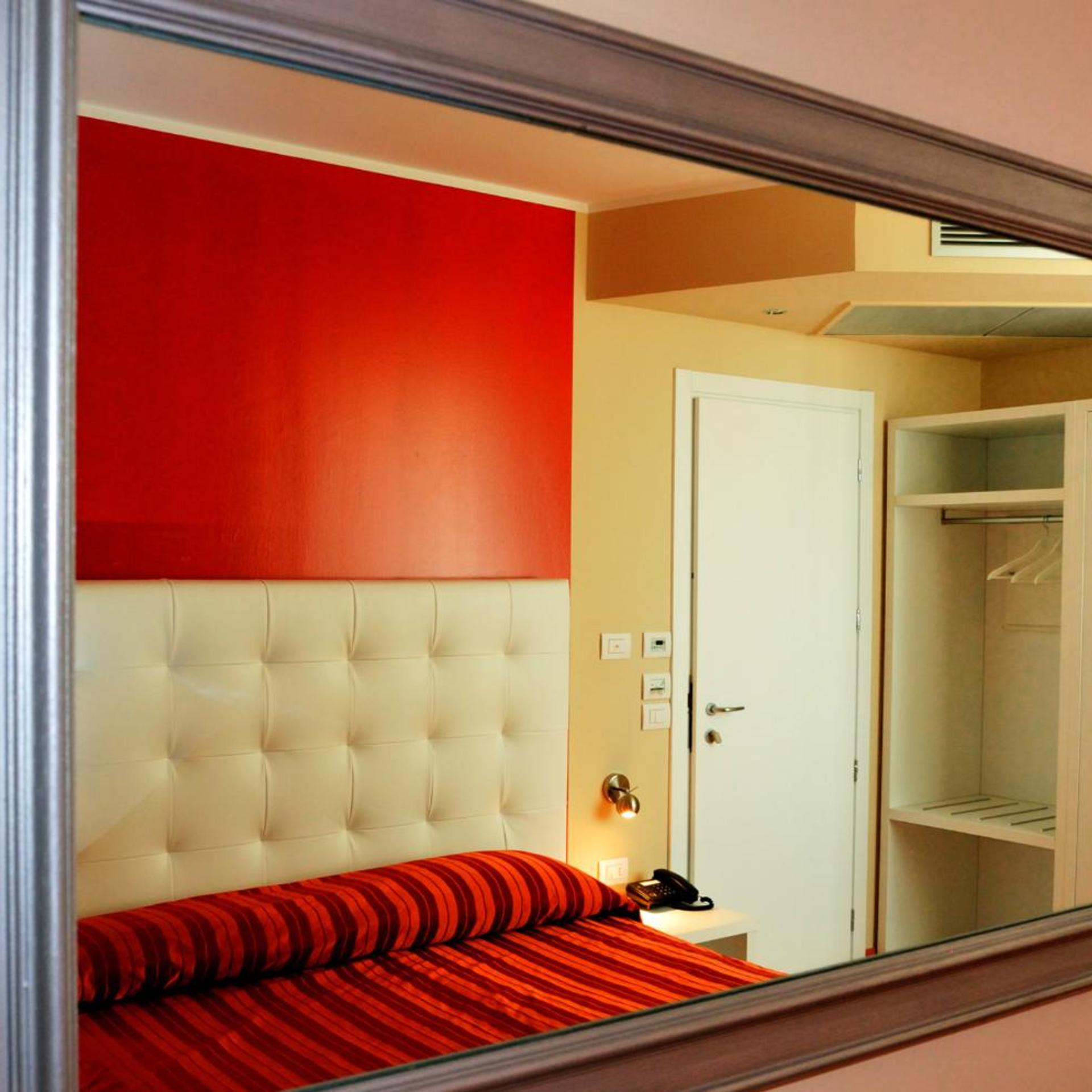 Hotel Villa Molinari 51/58
