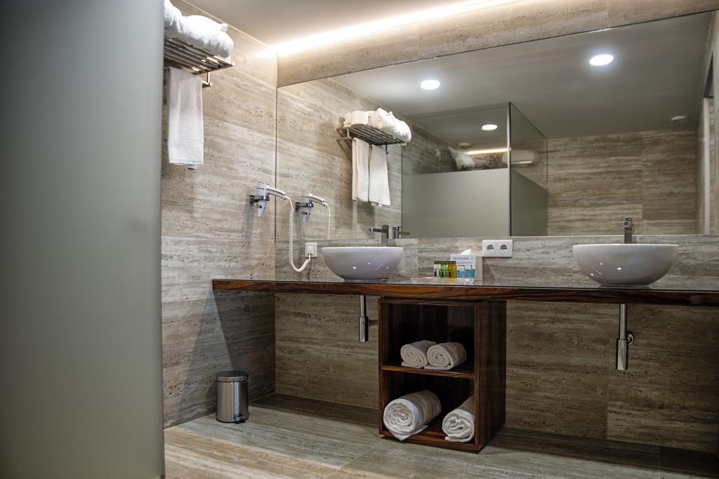 غرفة مفردة بسرير مزدوج، ABC Hotel Porto Boavista 5/6