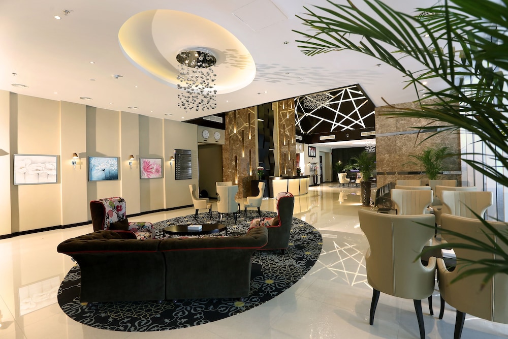 Premier Hotel 8/42