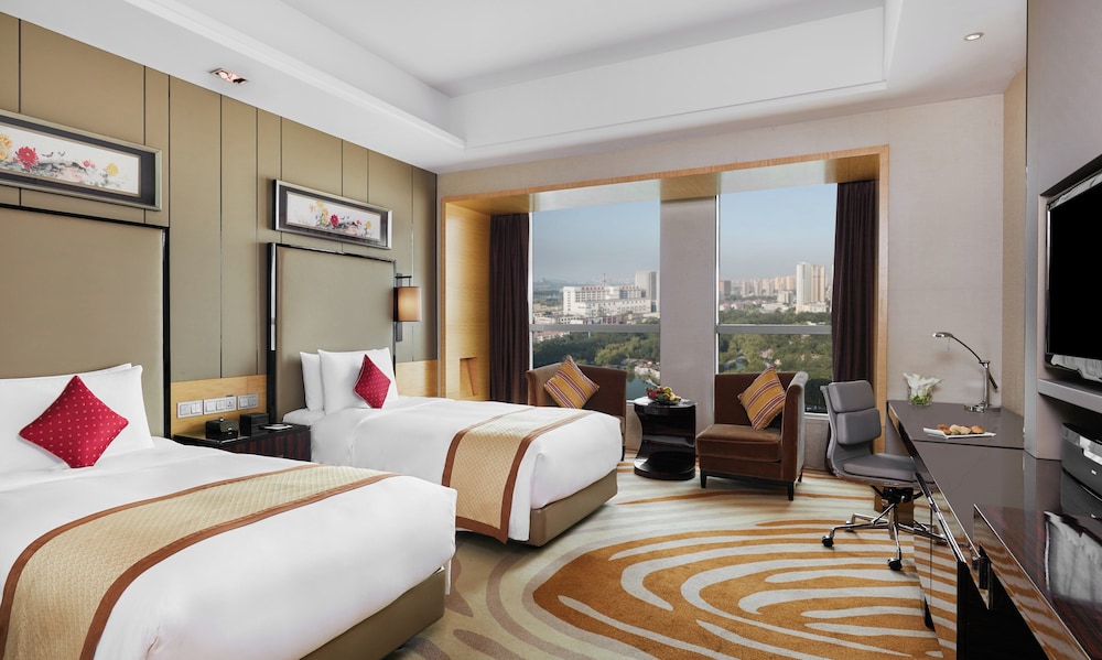 Classic, Twin Beds, Monument View, Club Lounge Access