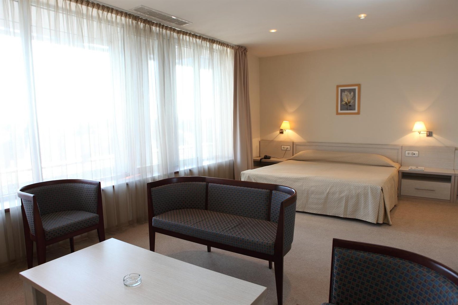 Hotel Savoy 46/57