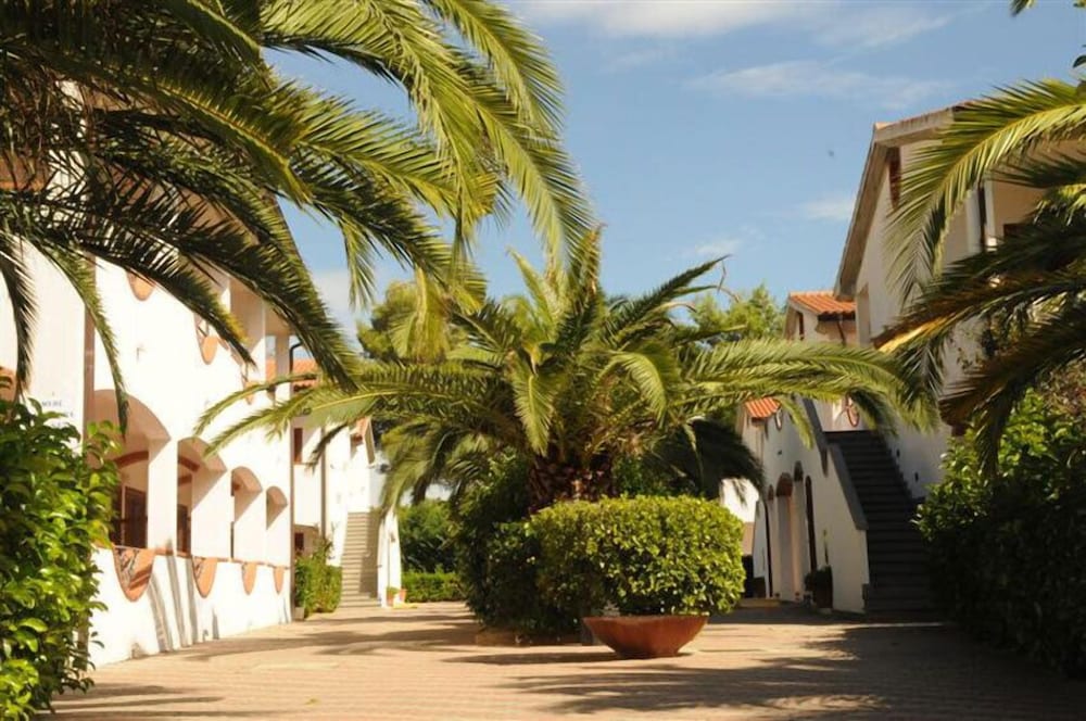 Nicolaus Club Bagamoyo Resort 13/15