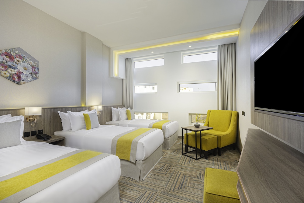 The Seasons Hotels 11/17