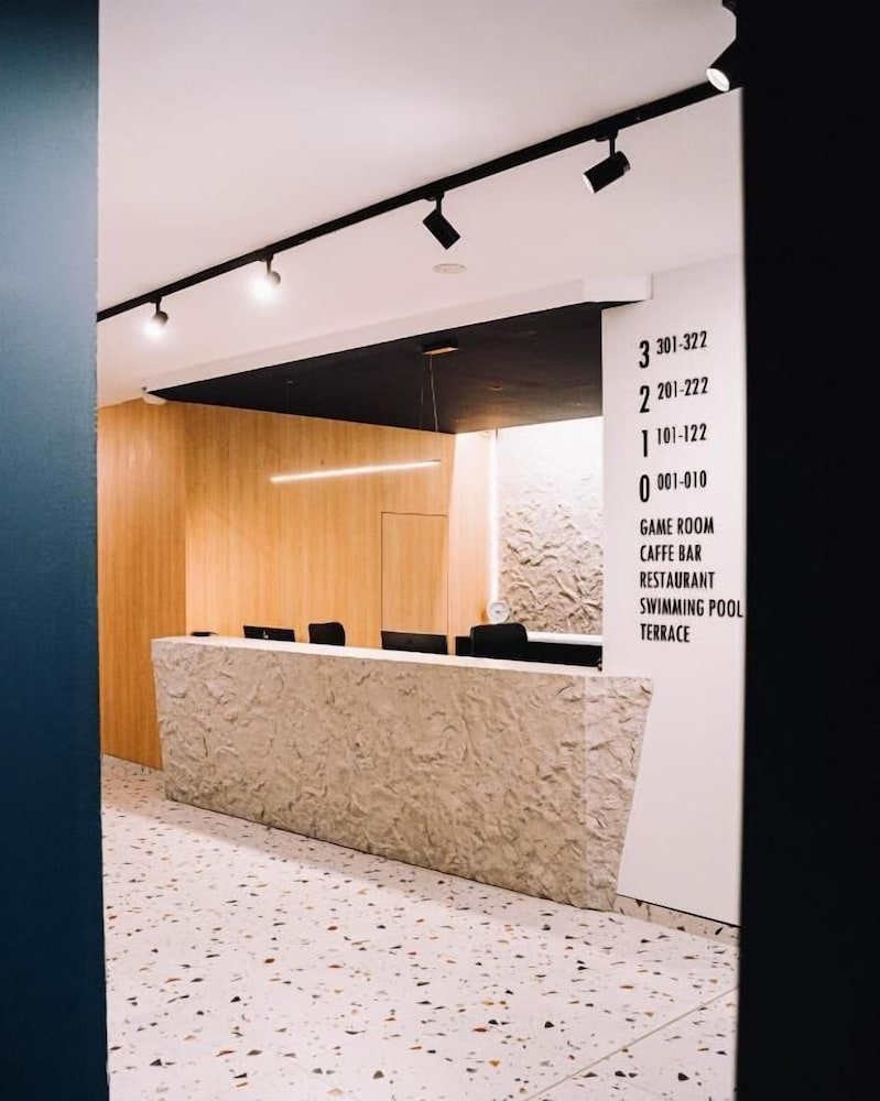 Hotel Bolero 9/50