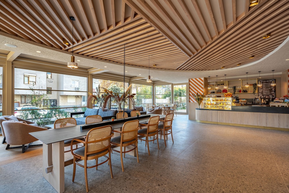 Oli Hotel 38/47