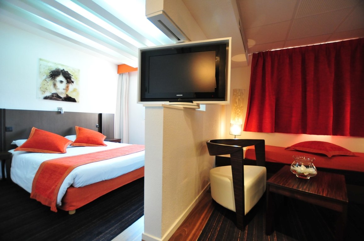 Hotel Europole 14/15