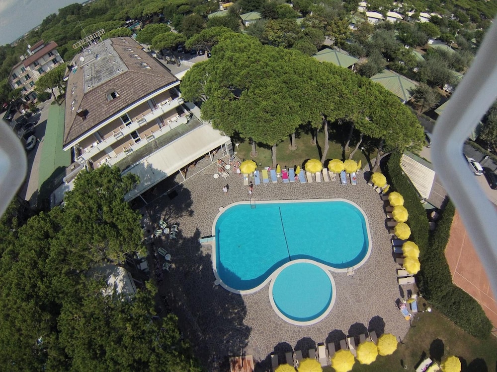 Hotel Negresco 28/30