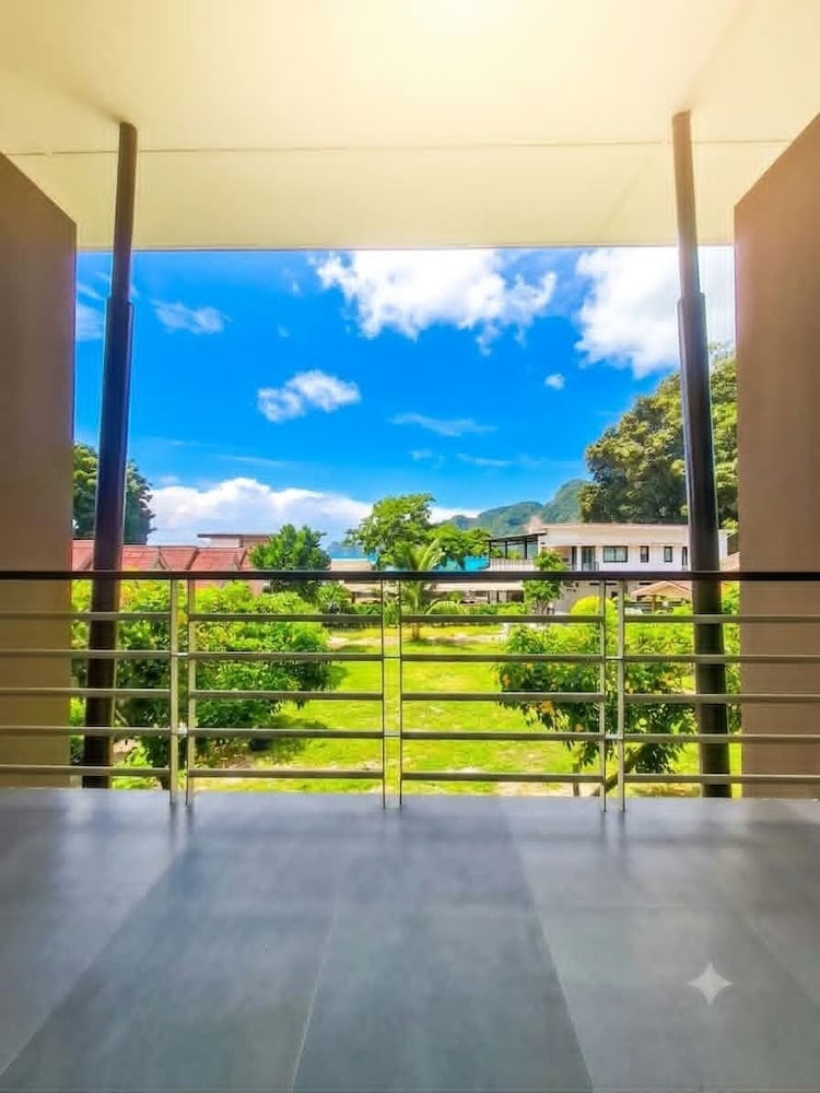 Phi Phi Rimlay Resort 27/48