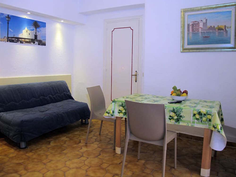 HOTEL RESIDENCE VILLA MARINÙ 44/72