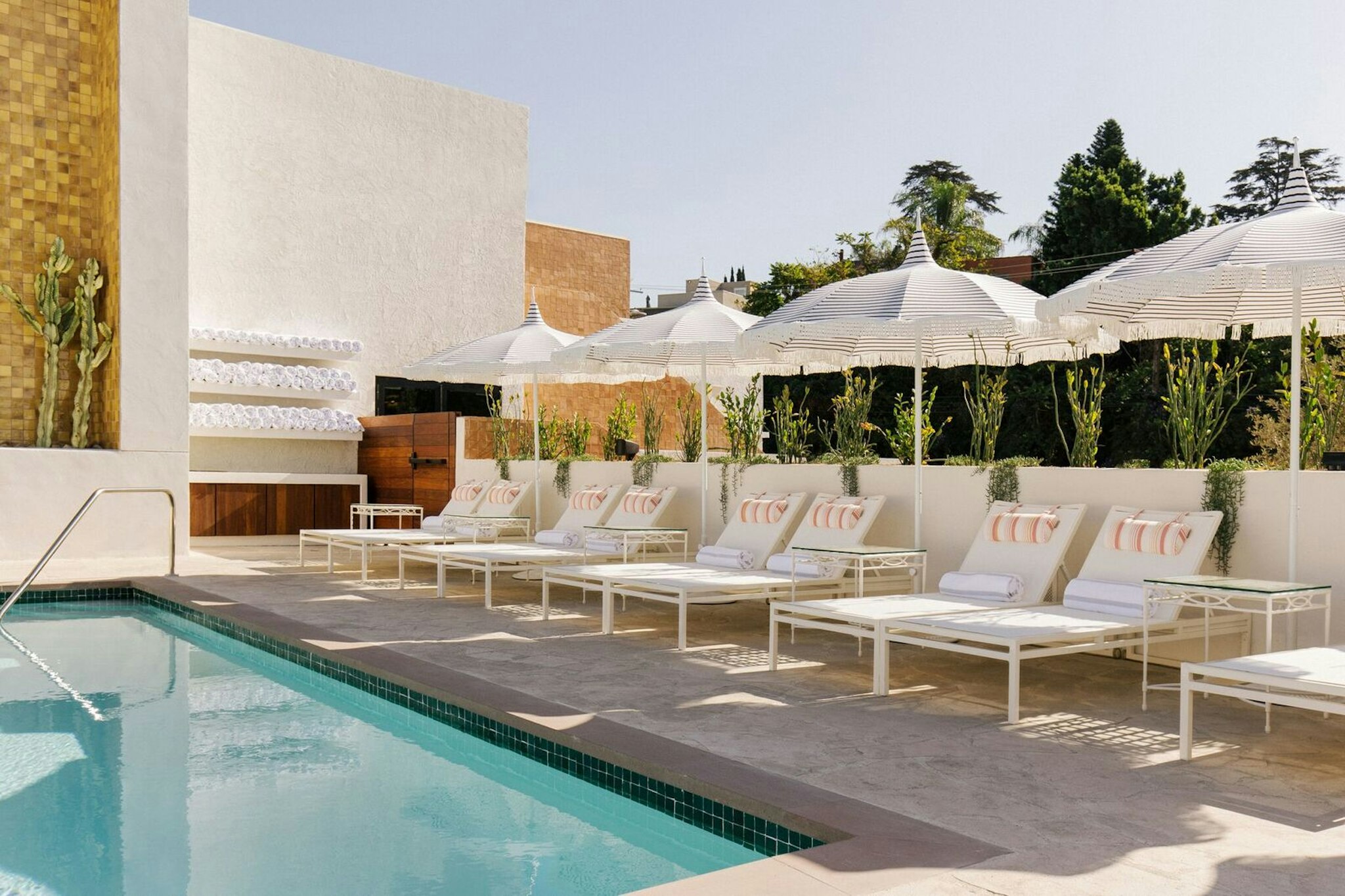 Silver Lake Pool And Inn 9/17