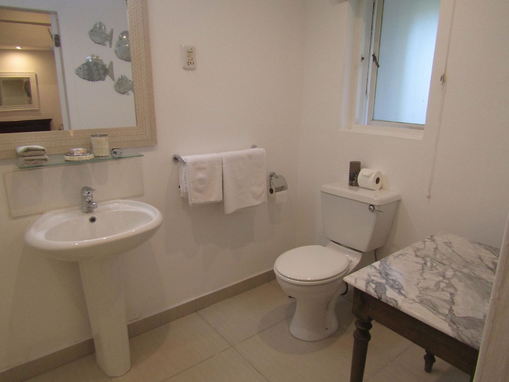 Rosedene Guest House 56/61