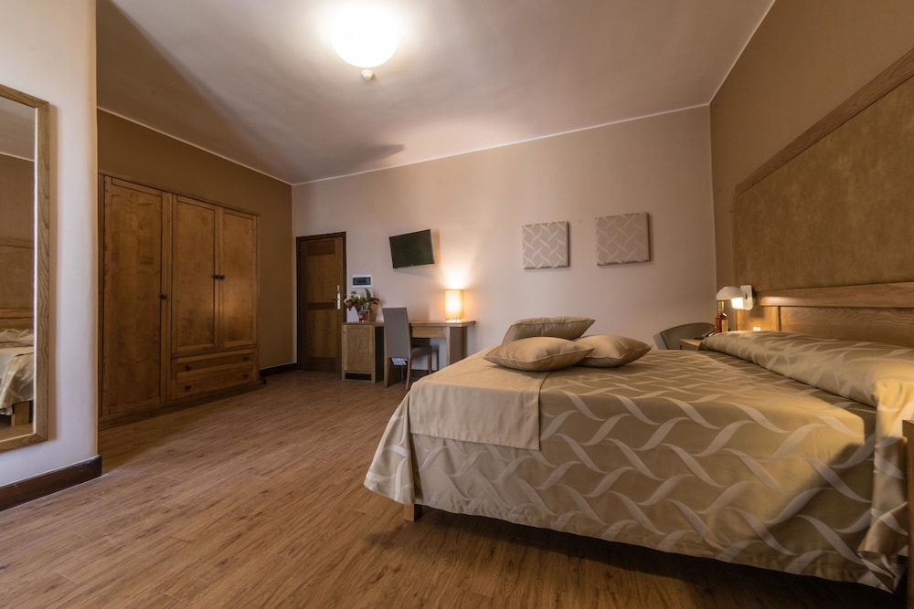 Villa Donna Lisa Wine Hotel 15/78