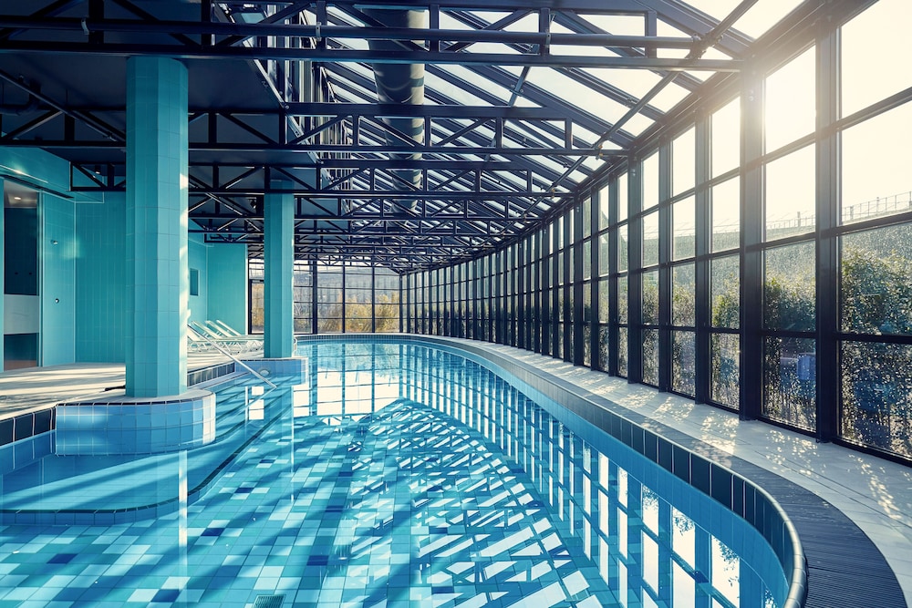 Corendon Urban Amsterdam Schiphol Airport Hotel 33/66