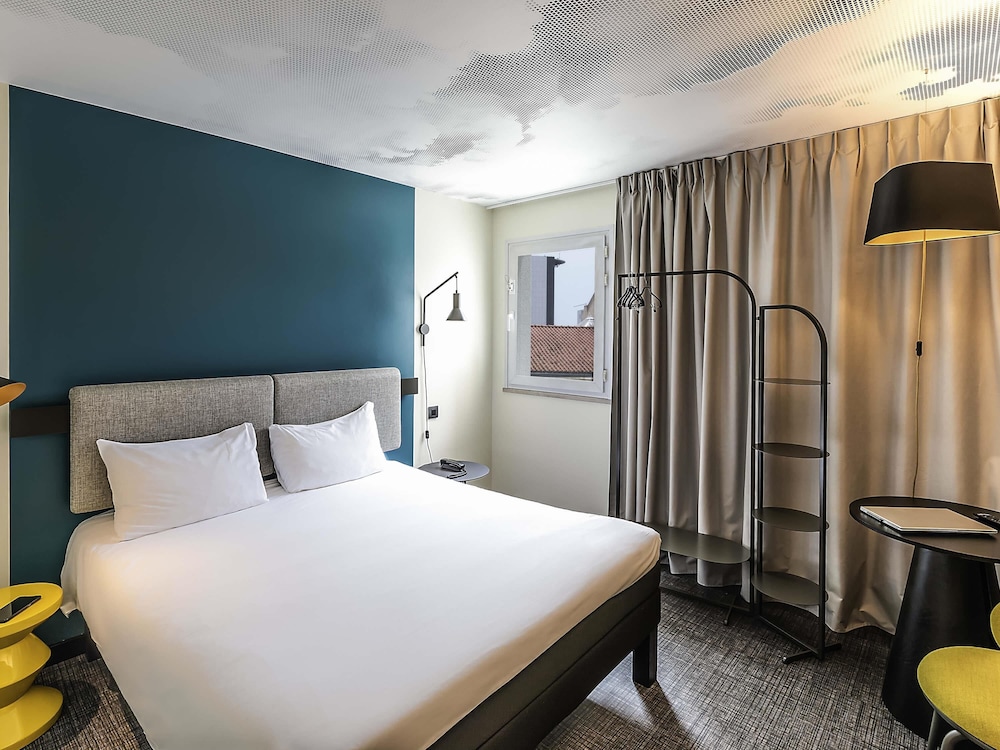 IBIS BARCELONA AEROPUERTO VILADECANS 15/62