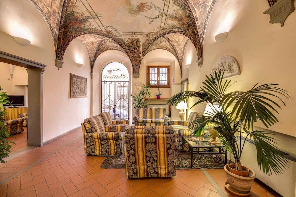 Hotel Botticelli 60/64