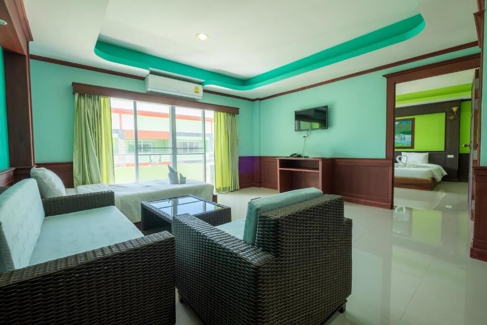 Hiso Place Hotel 51/70