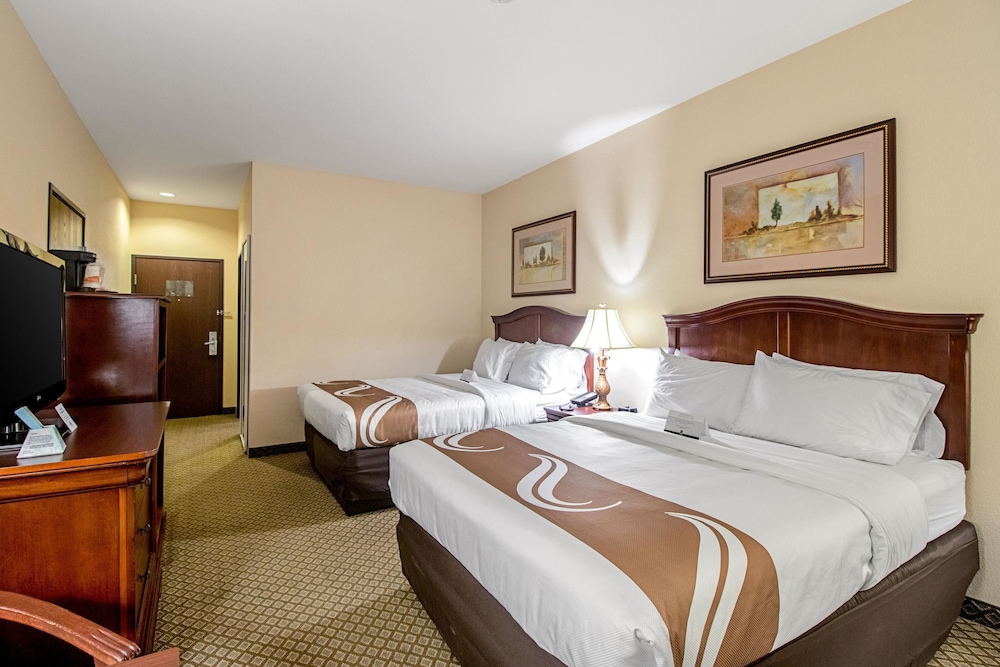 Quality Inn & Suites Robstown TX 3/23