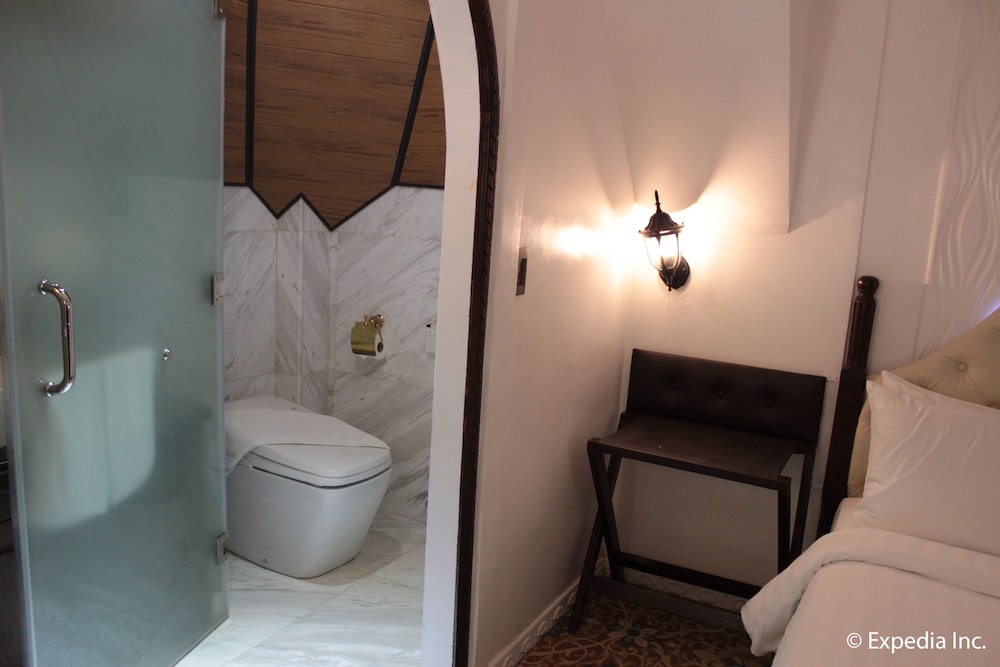 Hotel Luna 54/56