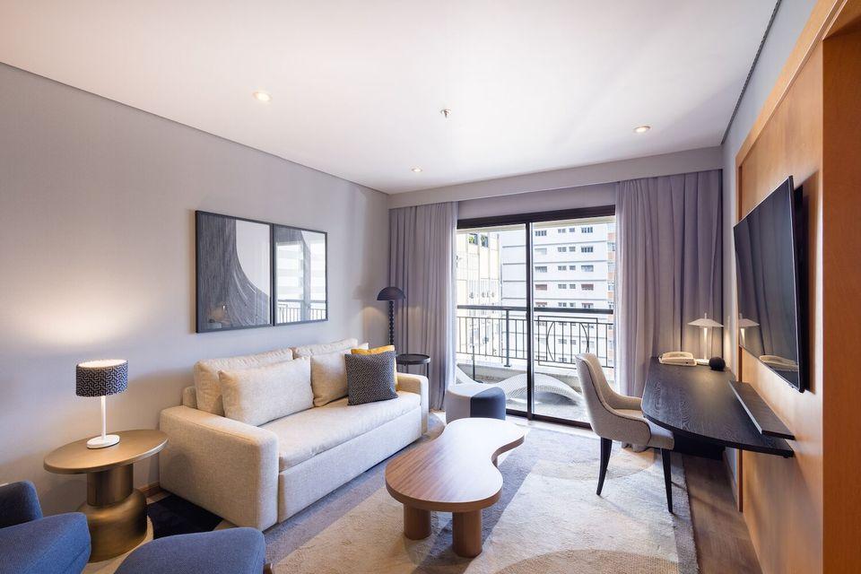 Super, Premier, Luxury