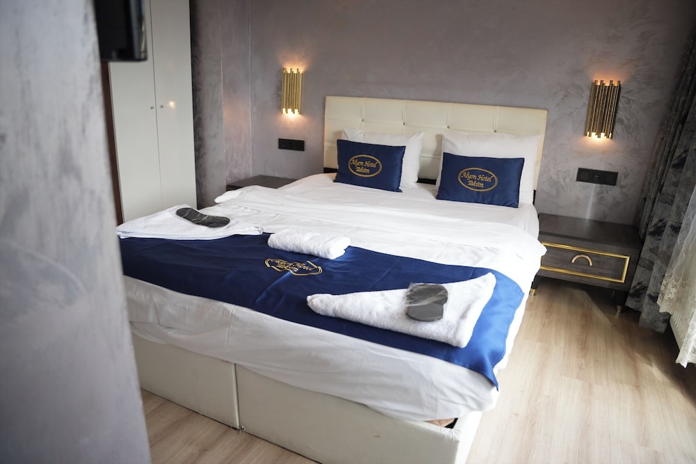 Montena Suite - Adults Only 20/50