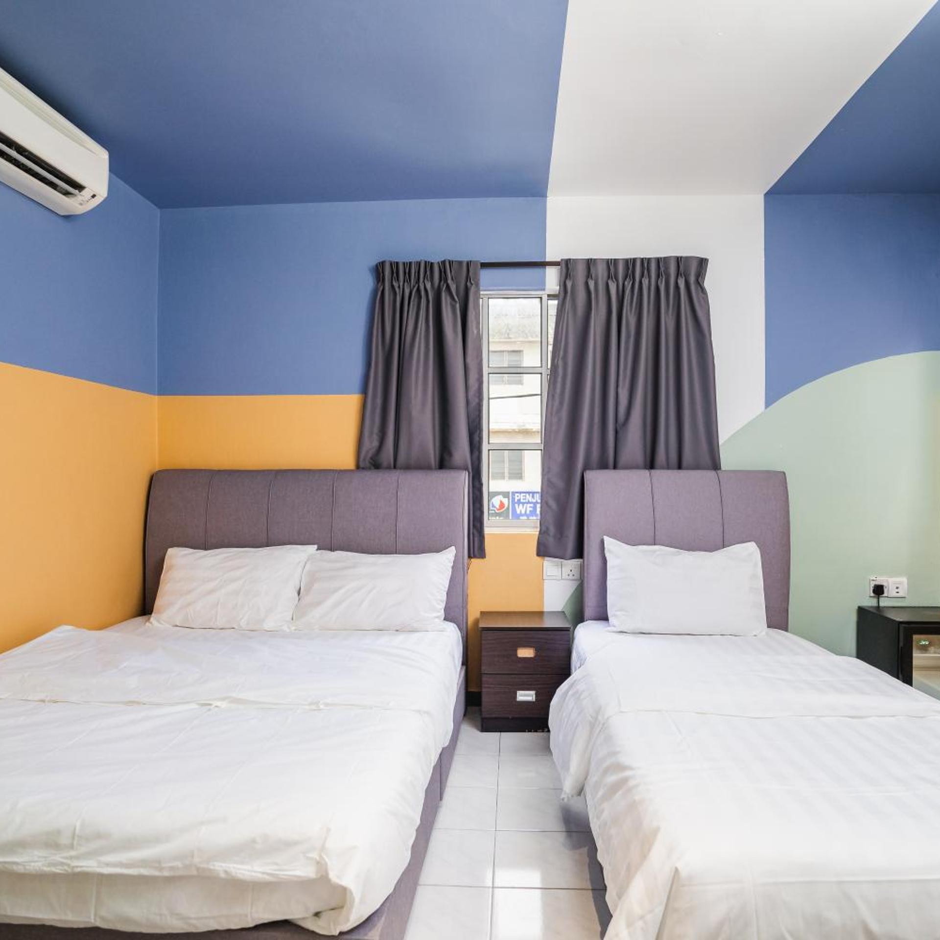 OYO 90028 Ragula Hotel 18/45