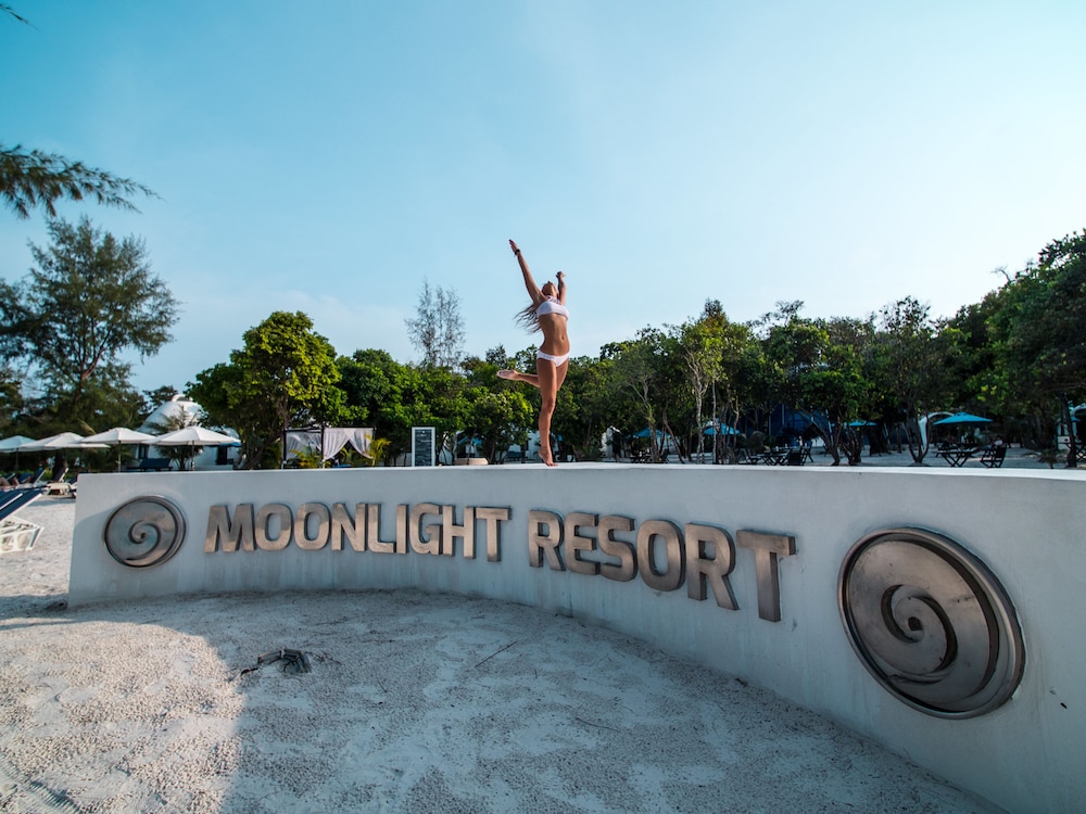 Moonlight Resort 27/50