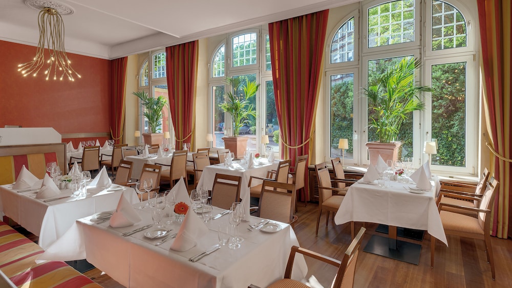 Hotel Oranien Wiesbaden 54/66