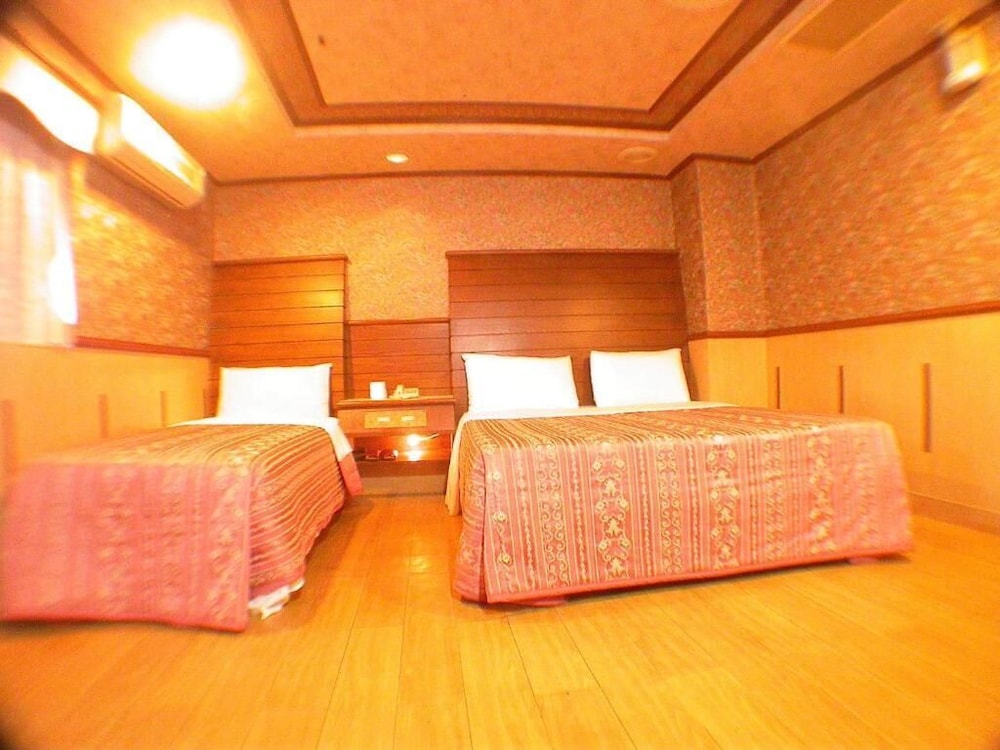 Ti Hwa Hotel 8/49