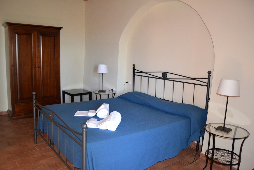 Antico Borgo Casalappi 23/73
