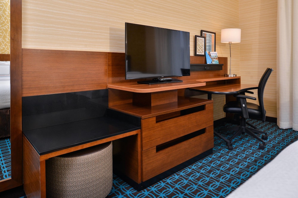 Fairfield Inn Suites Eugene East Springfield 43/47