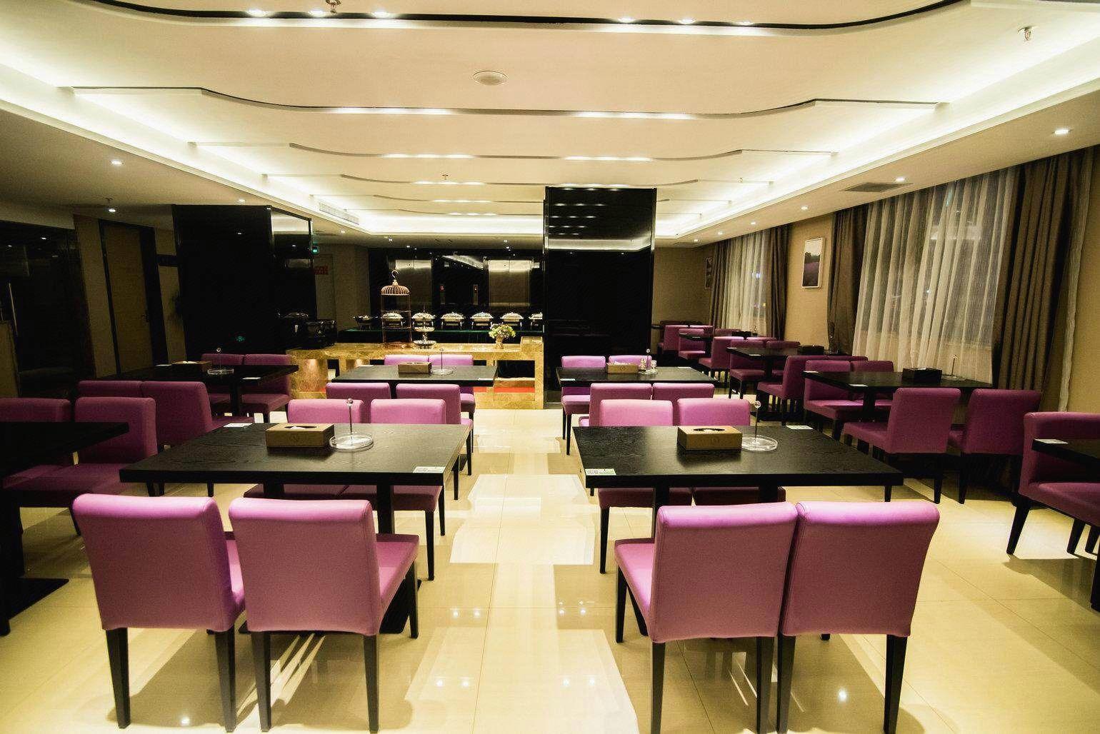 Lavande Hotel (Jiangmen Yingbin Avenue) 35/42