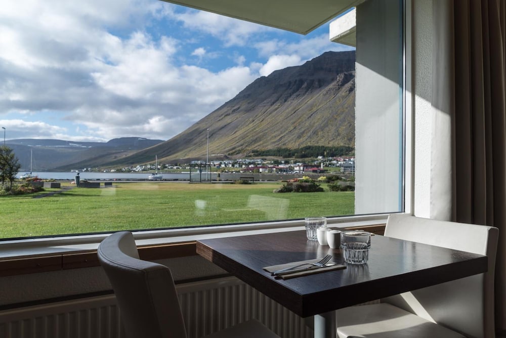 Hotel Isafjordur 42/45