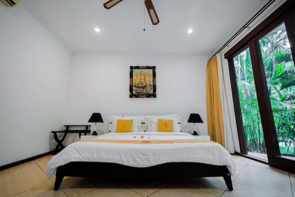 3 BEDROOMS, FAMILY, VILLA, PRIVATE POOL