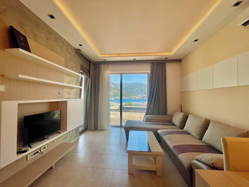 HOTEL BUTUA RESIDENCE 86/100