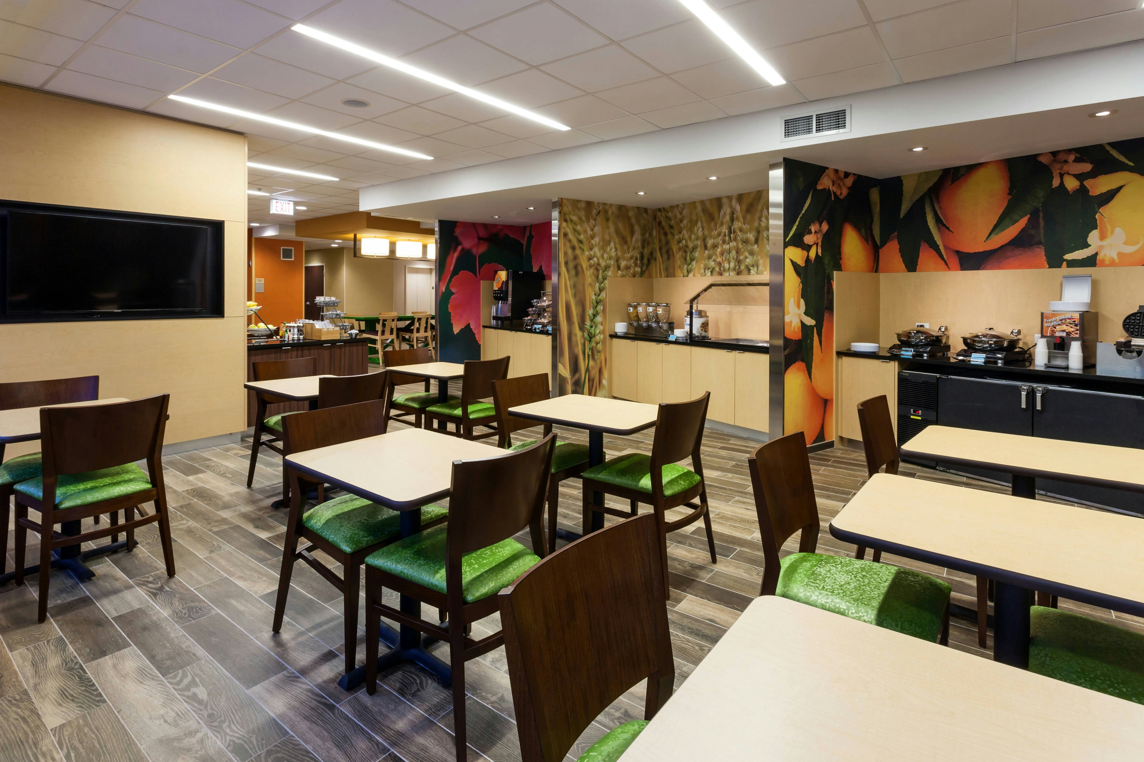 FAIRFIELD INN & SUITES CHICAGO DOWNTOWN/RIVER NORTH 37/47