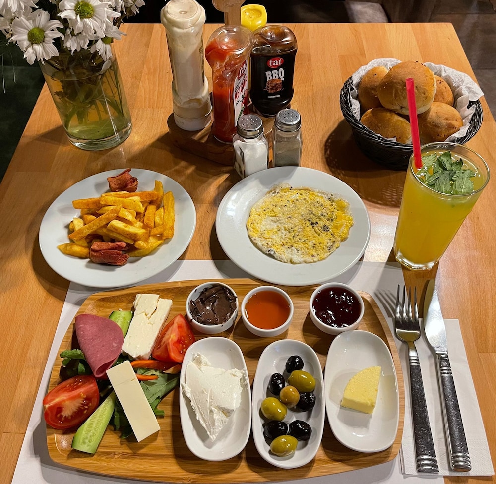 Mitani Suites 35/50