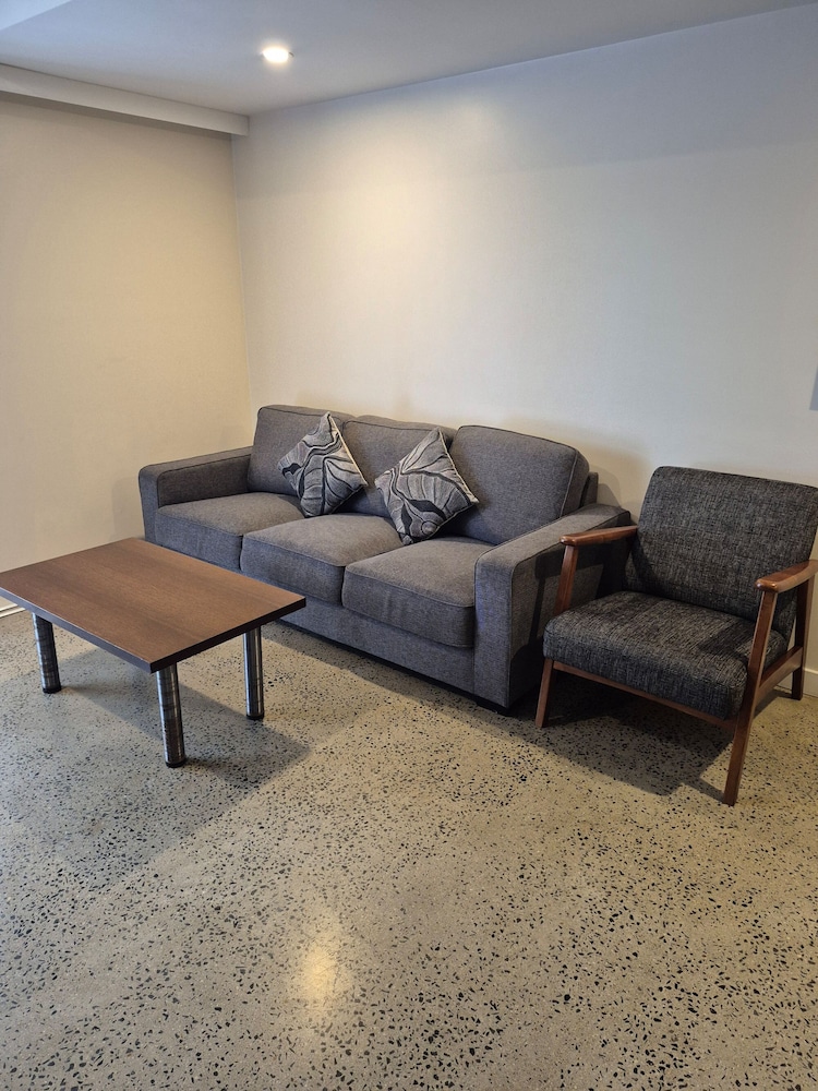 Sovereign Resort Hotel 43/64