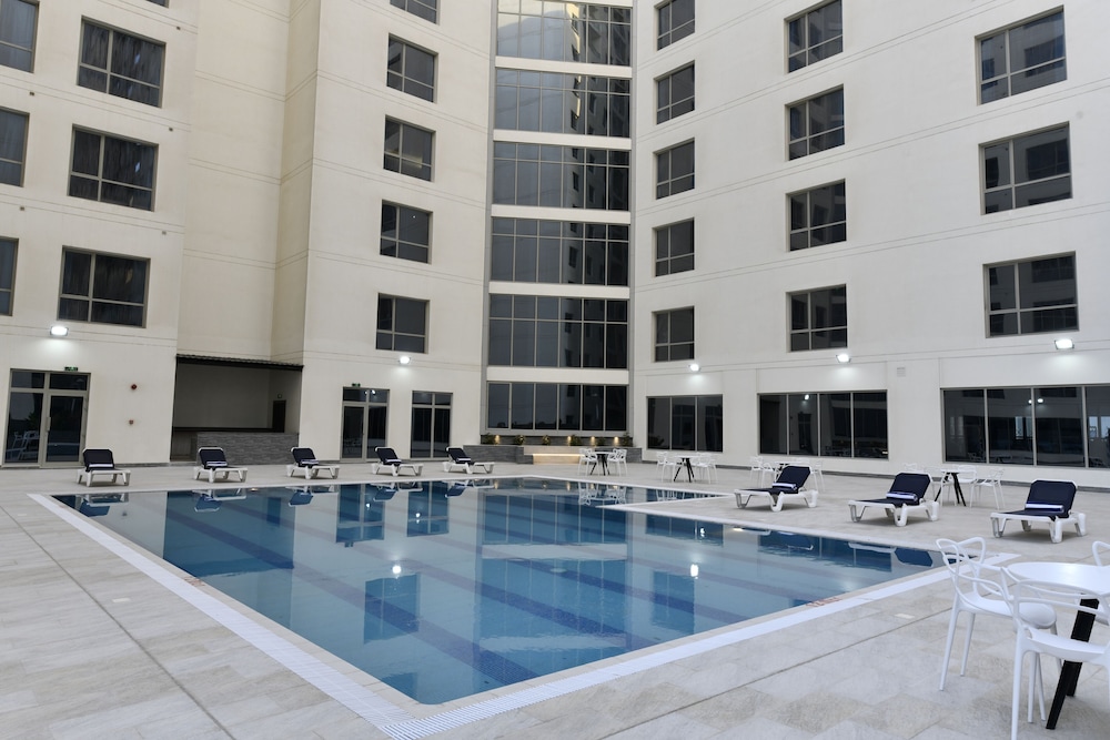 Juffair Boulevard Hotel and Suites 39/43