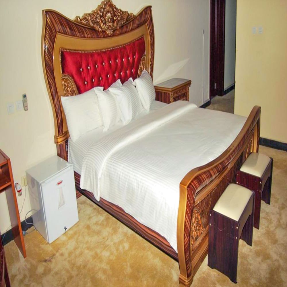Best Outlook Hotel 13/50