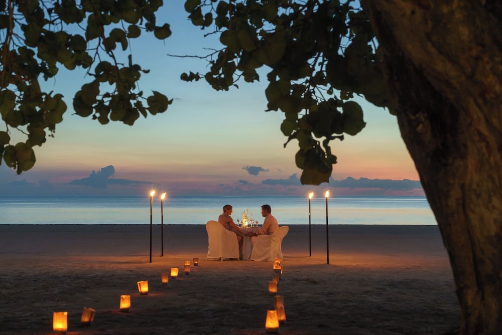 Couples Swept Away - All Inclusive - Couples Only 55/66